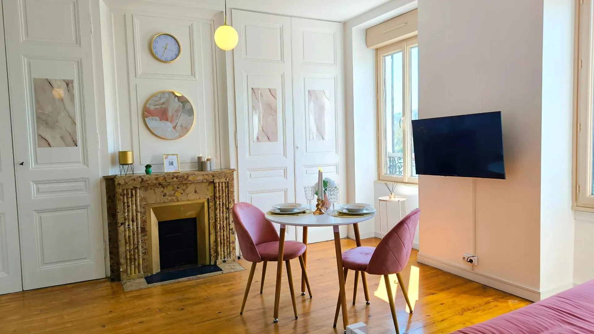 Apartmán Studio L'Eclat Vue Sur Rhone , Acces Directe A La Via Rhona, Clim Sault-Brenaz